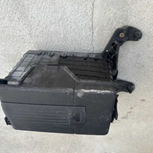 Caixa bateria Audi A3 8P / Jetta / Passat C6