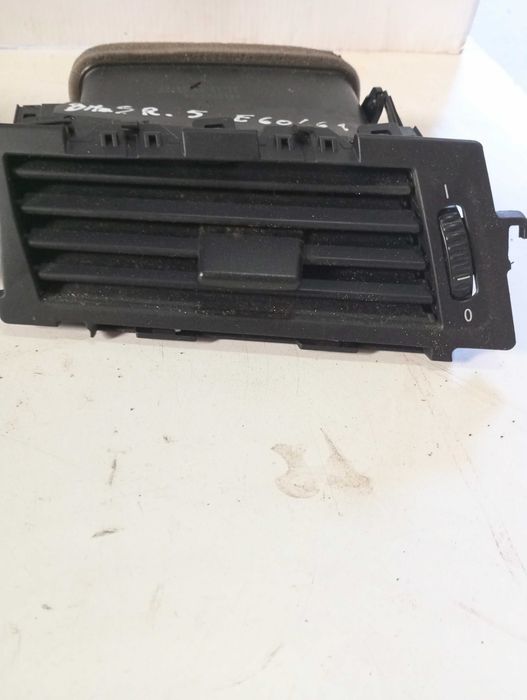 Grelhas de Ventilação / Difusor de Ar Central Frontal BMW Série 5 (E60/E61) - Image 2