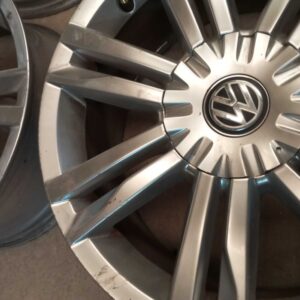 Jogo Jantes 17 Originais VW Golf VII 5x112 5G0601025C "Dijon"