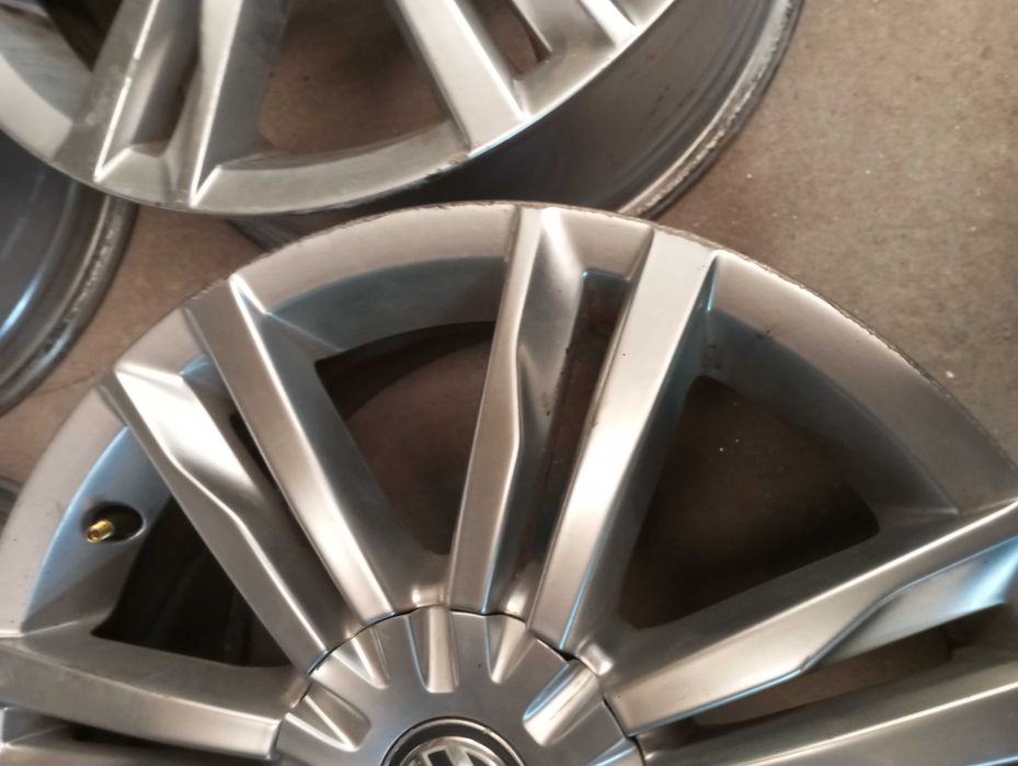 Jogo Jantes 17 Originais VW Golf VII 5x112 5G0601025C "Dijon" - Image 2