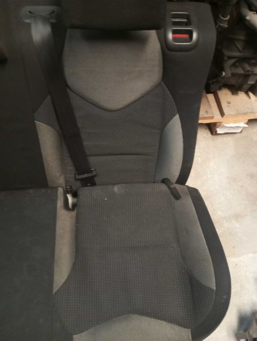Jogo Completo de Bancos Peugeot 308 (Dianteiros e Traseiros) - Image 3