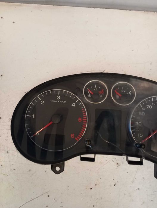 Quadrante / Painel Instrumentos Audi A3 8P Siemens VDO (81071521) - Image 2